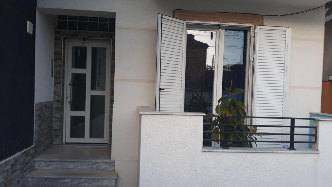 Odise'S Suite Korça Kültér fotó